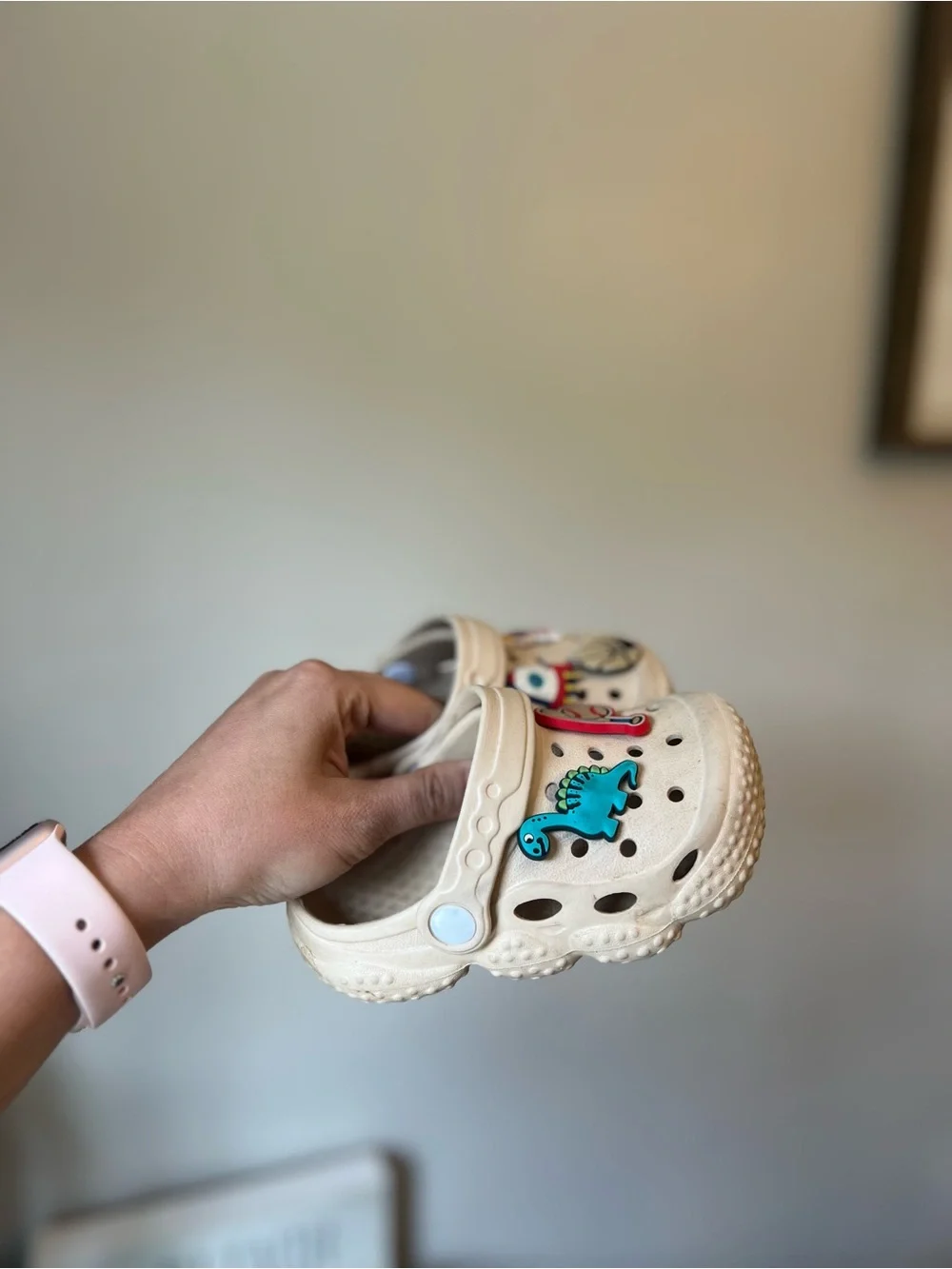 Source Unknown kids beige